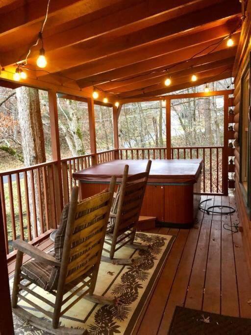 The Fishing Hole Cabin - Sage Vacations Gatlinburg Extérieur photo