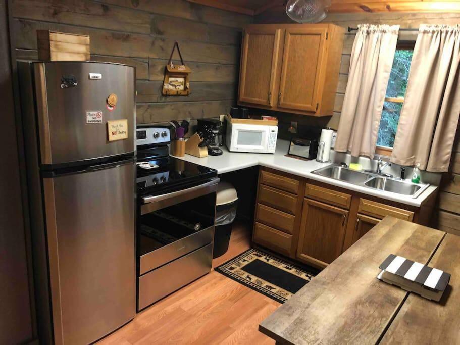 The Fishing Hole Cabin - Sage Vacations Gatlinburg Extérieur photo